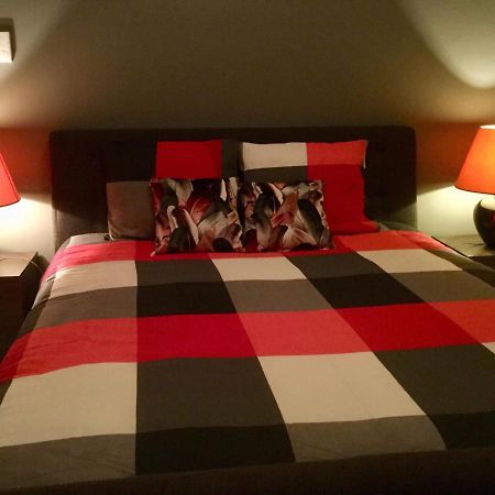 B&B East&West イープル エクステリア 写真